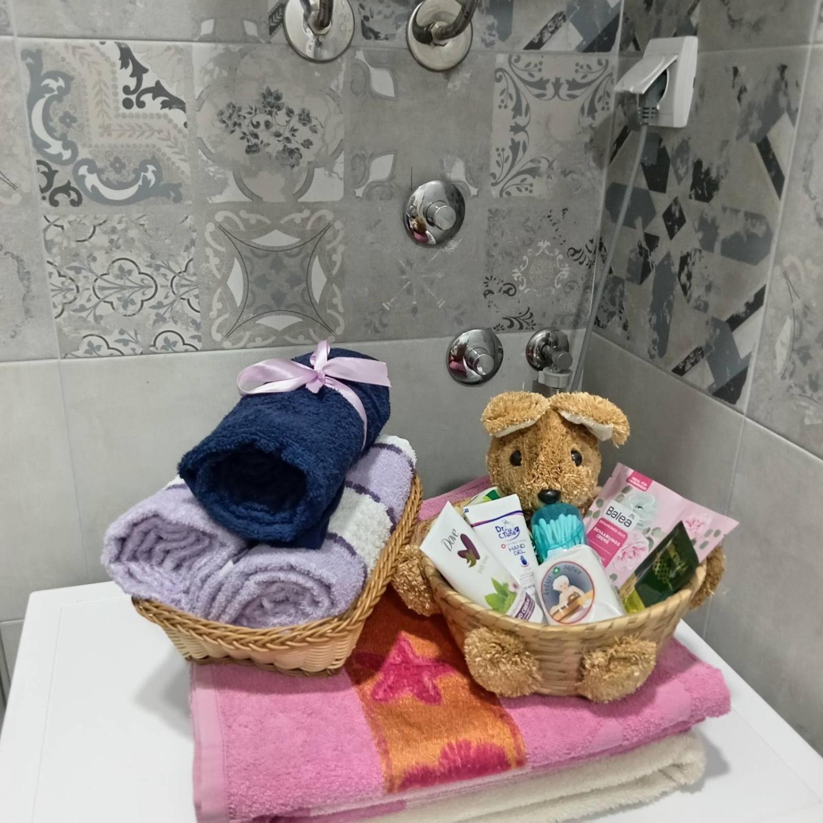 Apartman Lara Pirot Exteriör bild