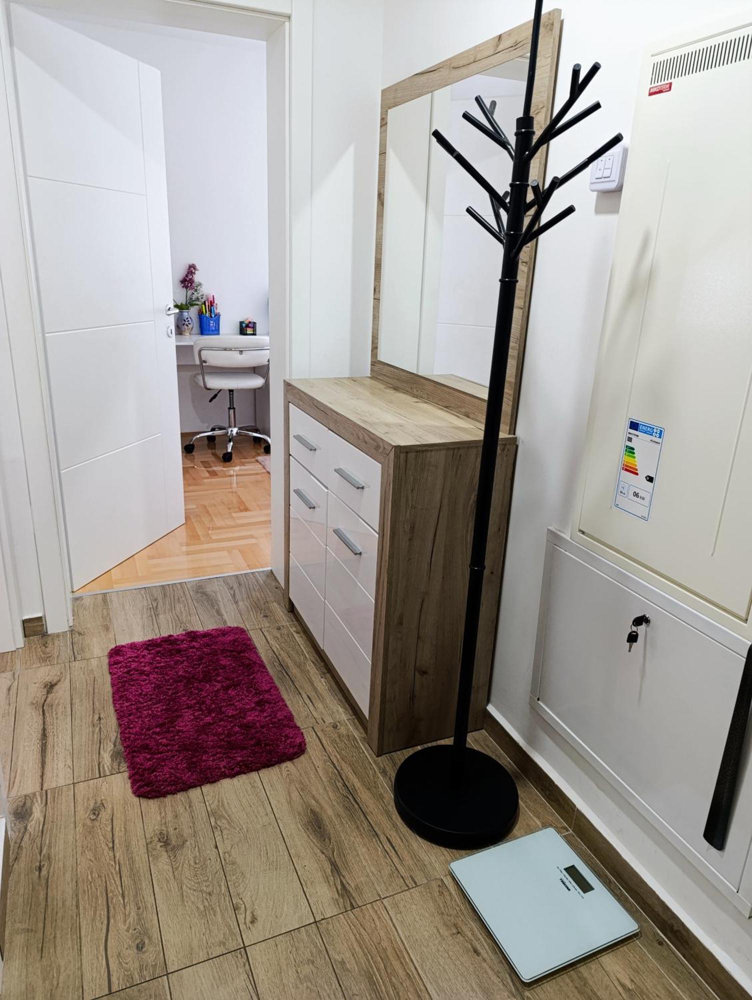 Apartman Lara Pirot Exteriör bild